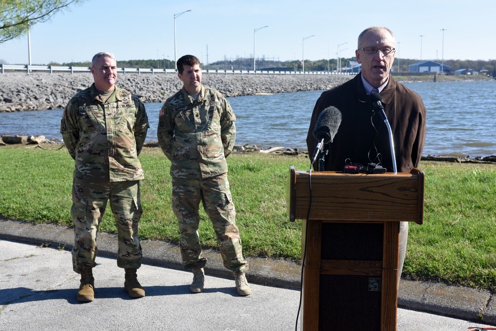 Corps general discusses dam safety issues at Old Hickory Dam with Nashville leaders