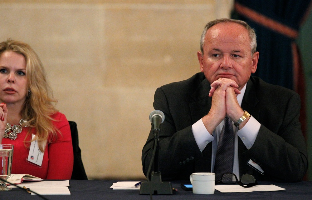 Commissioner Kerlikowske meets with U.S. Chamber of Commerce