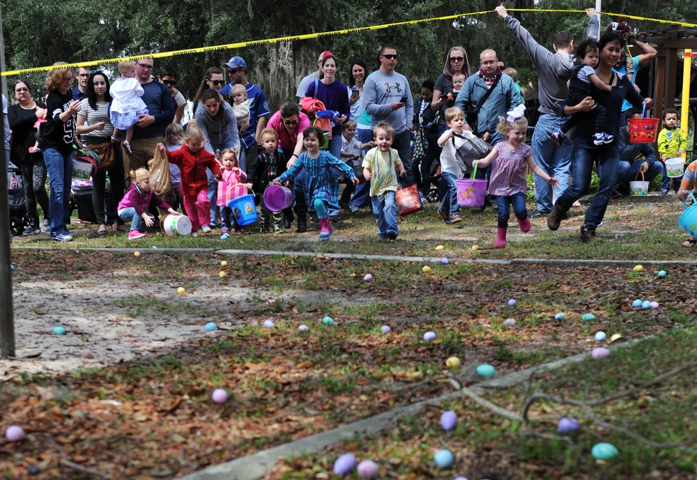 Keesler children celebrate Easter in the Park rain or shine