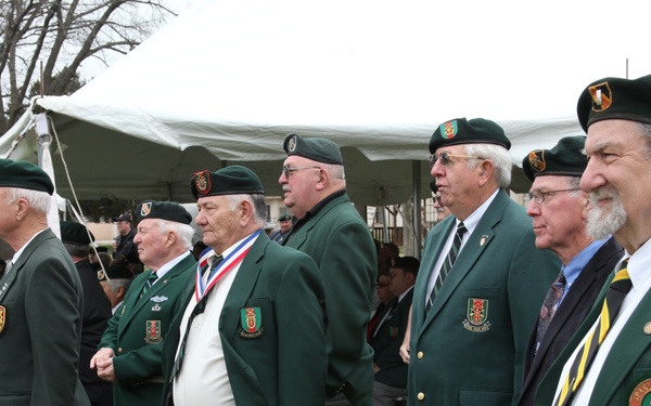 Beret flash changeover ceremony ties together past, present 5th Special Forces Group (Airborne) Soldiers