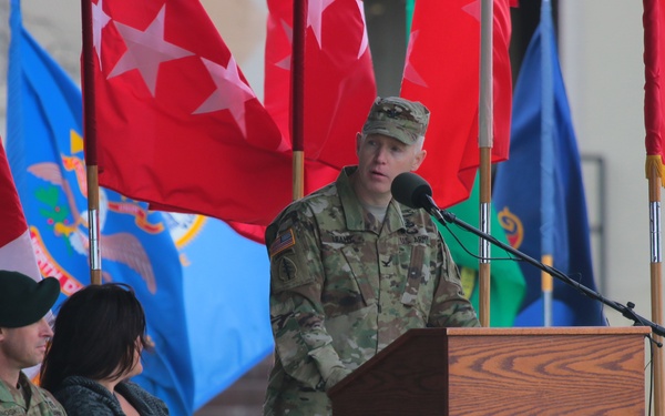 Beret flash changeover ceremony ties together past, present 5th Special Forces Group (Airborne) Soldiers