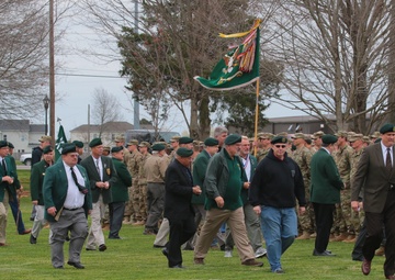Beret flash changeover ceremony ties together past, present 5th Special Forces Group (Airborne) Soldiers
