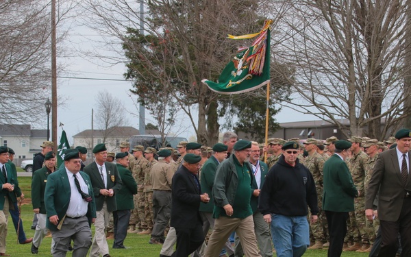 Beret flash changeover ceremony ties together past, present 5th Special Forces Group (Airborne) Soldiers