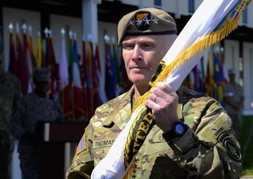 Votel relinquishes command of USSOCOM