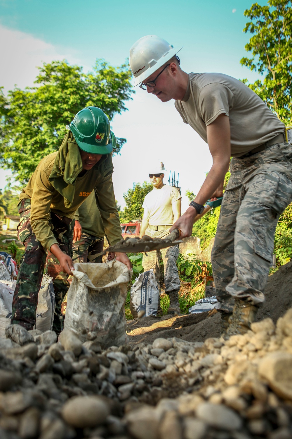 U.S. Air Force and Philippine Army build a school for Balikatan 2016