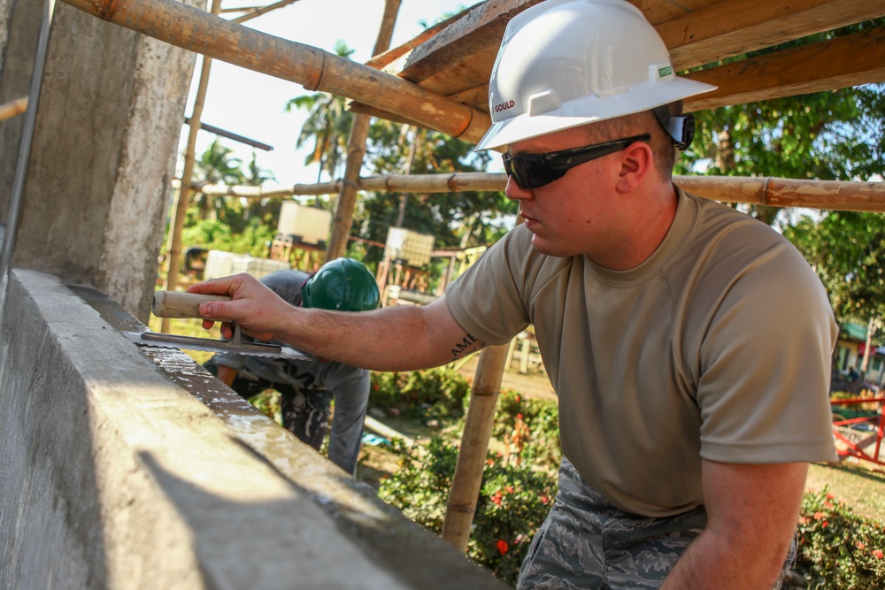 U.S. Air Force and Philippine Army build a school for Balikatan 2016