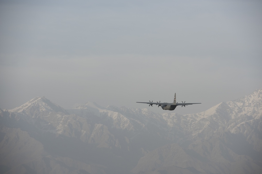 455 EAMXS keep Bagram C-130s flying