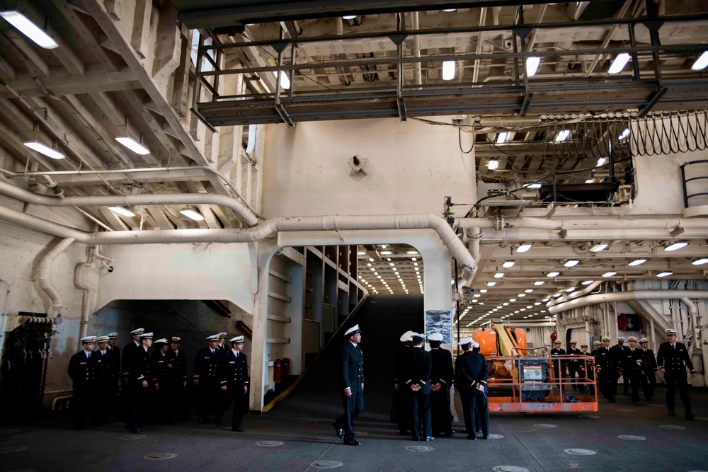 200 JMSDF Ensign Tour aboard USS Green Bay