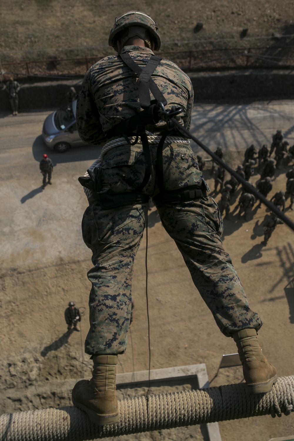 U.S. Marines conduct rappelling drills