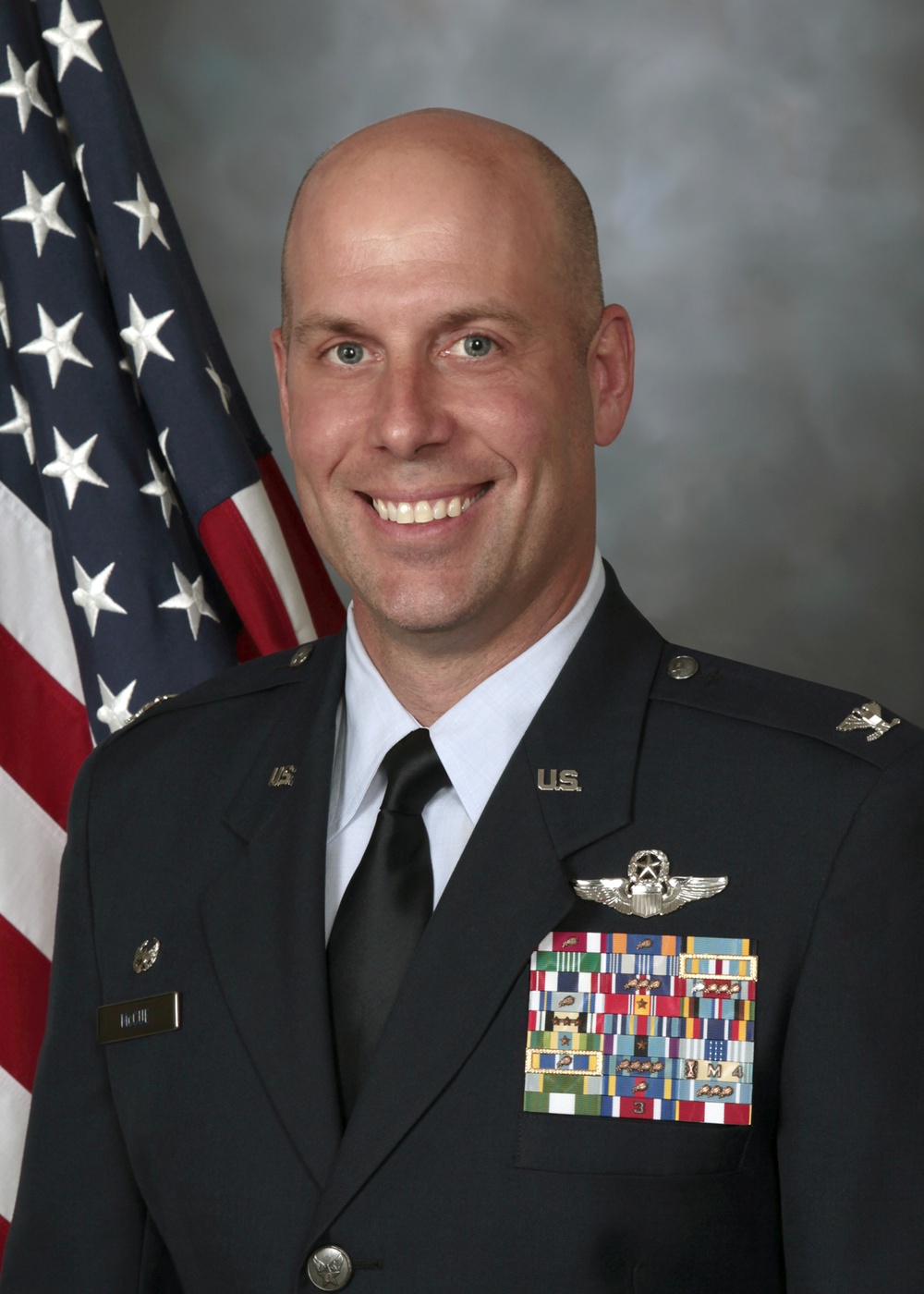 Official Photo of Col. Gary A. McCue