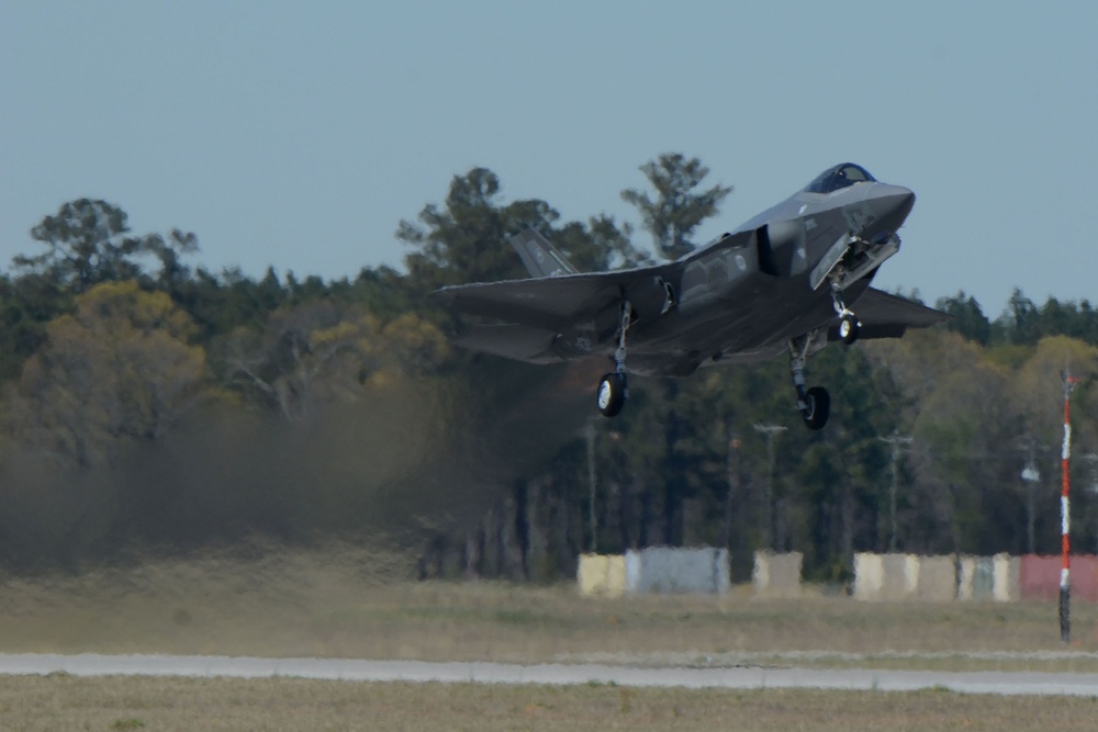 F-35's Arrive at McEntire
