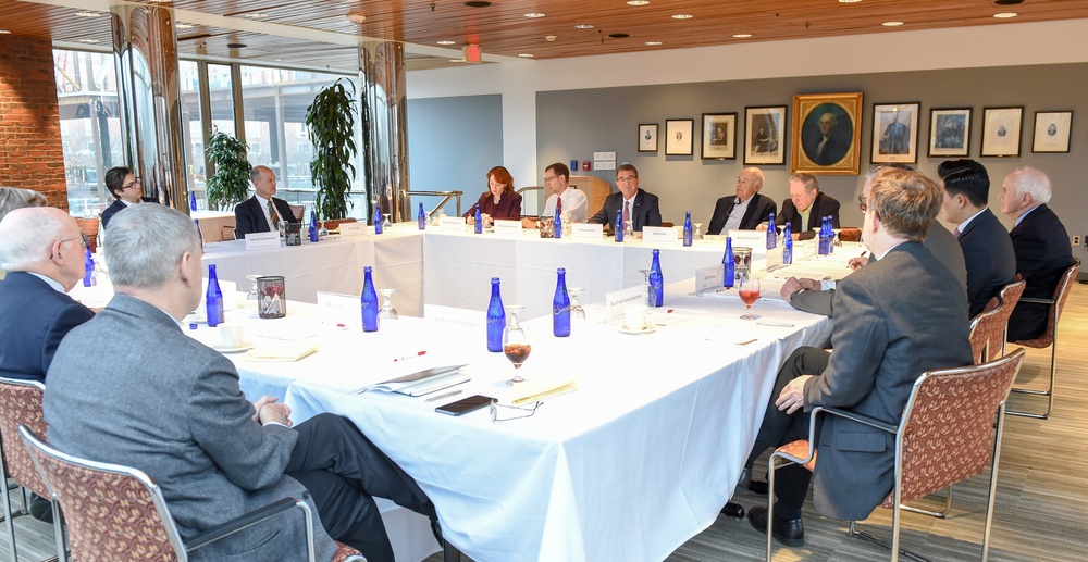 SD meets with China Experts at the Harvard Kennedy School in the Malkin Penthouse.