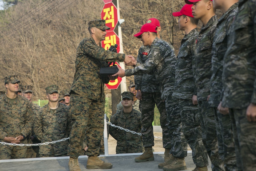 Lava Dogs Train at Korean Ranger Course