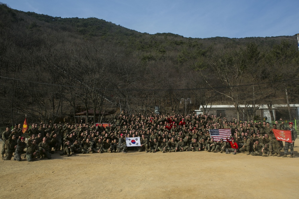 Lava Dogs Train at Korean Ranger Course