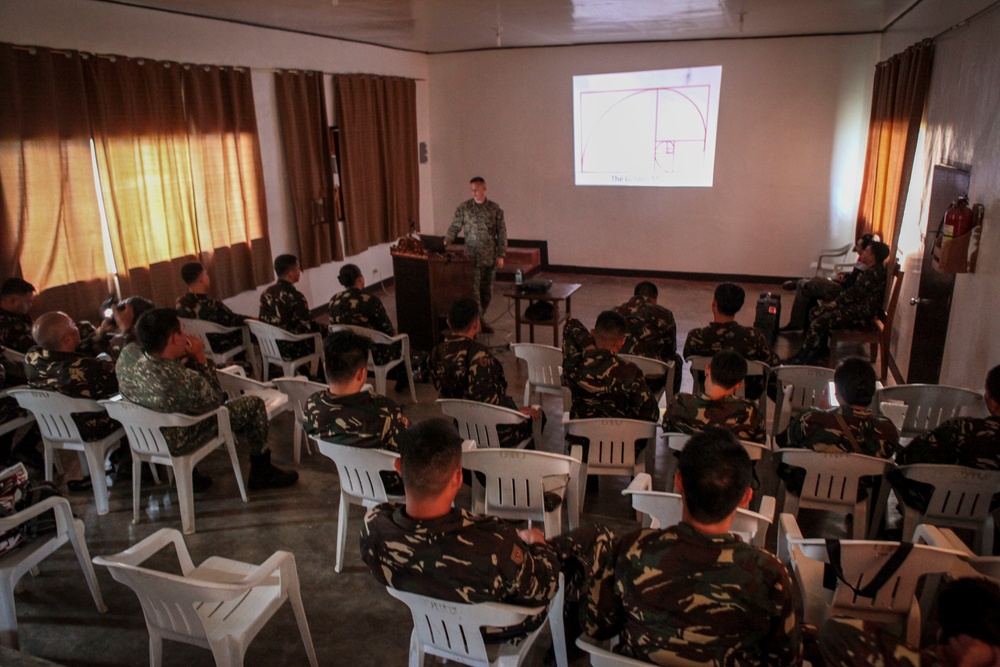 U.S. and Philippine service members participate in a visual communications SME