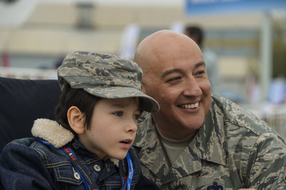 Airmen help bring smiles to children in Chile