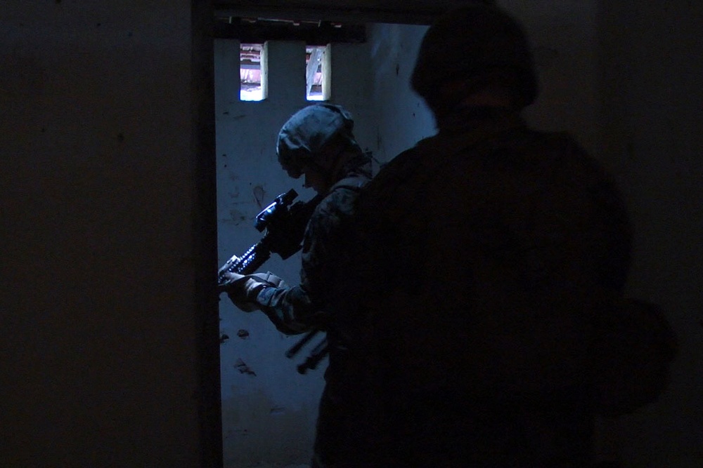 Marines conducts bilateral training in Sri Lanka