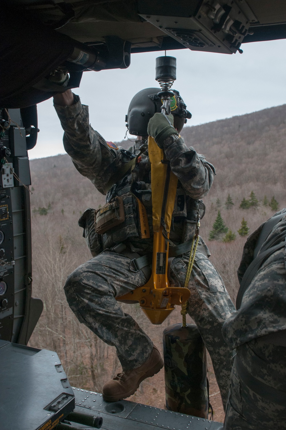 Soldiers Conduct Medevac Training