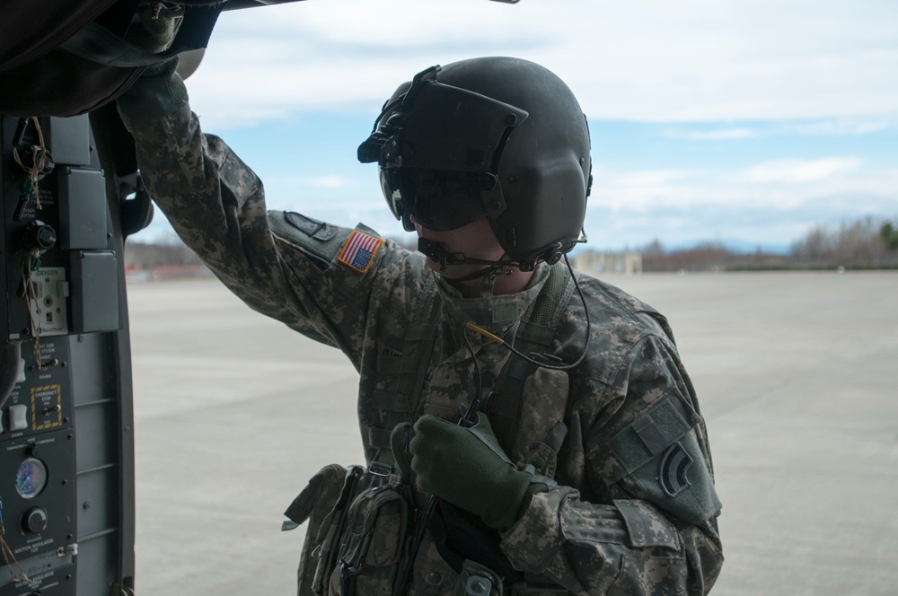 Soldiers Conduct Medevac Training