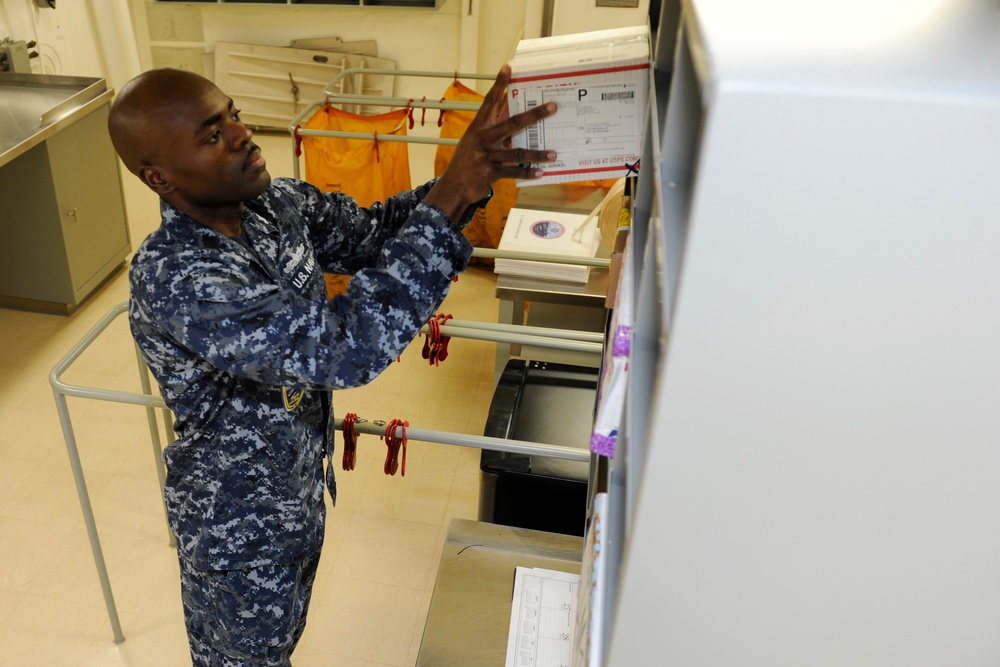 Ford Sailors in the Ship's Mail Room