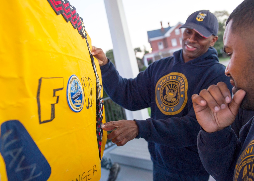 Ford Chief and First Class Petty Officers Conduct CPO-365 Guidon Run at Fort Monroe