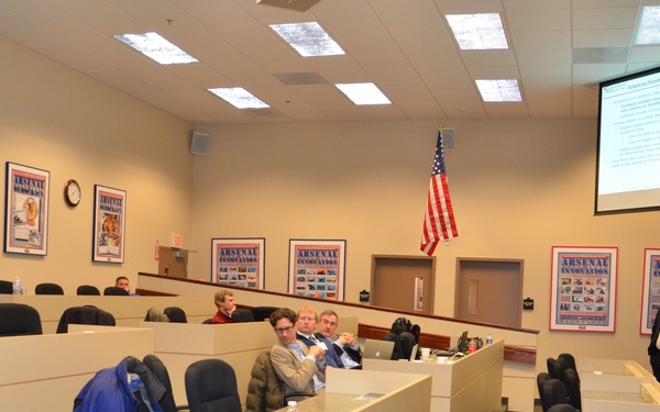 TARDEC hosts DARPA for GXV-T workshop