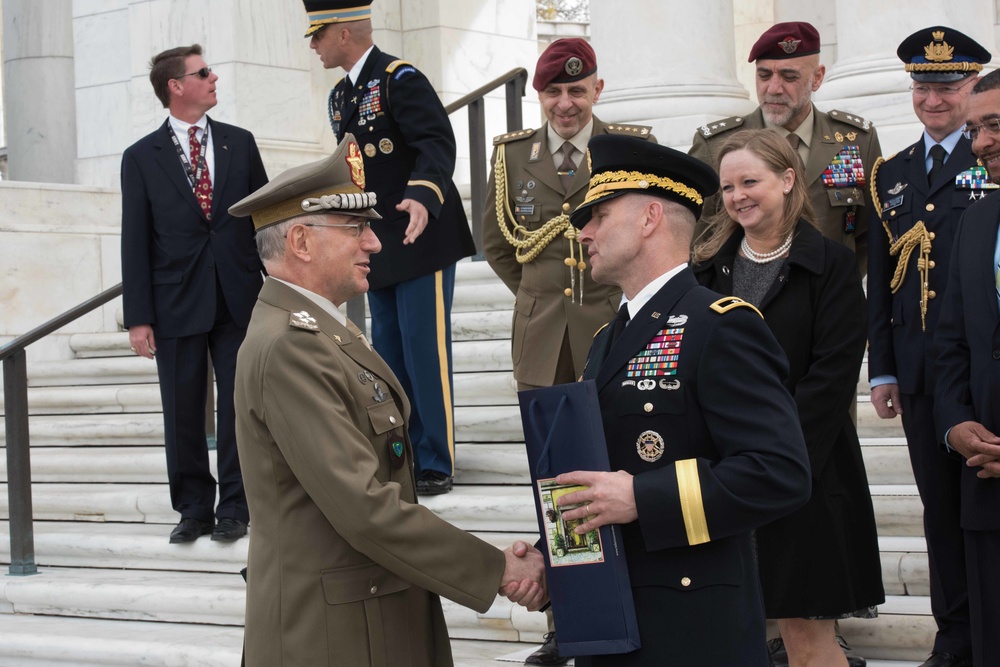 Top Italian General honors America's fallen