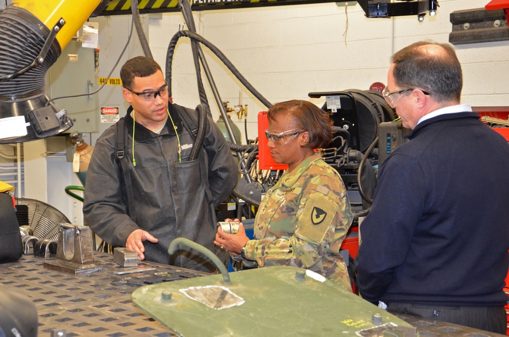 Welders receive new skills at TARDEC