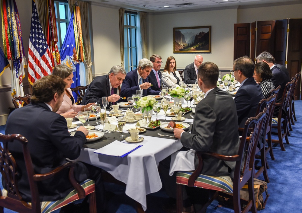 SD meets with Secretary of State Kerry,NSA Rice and NATO SYG.