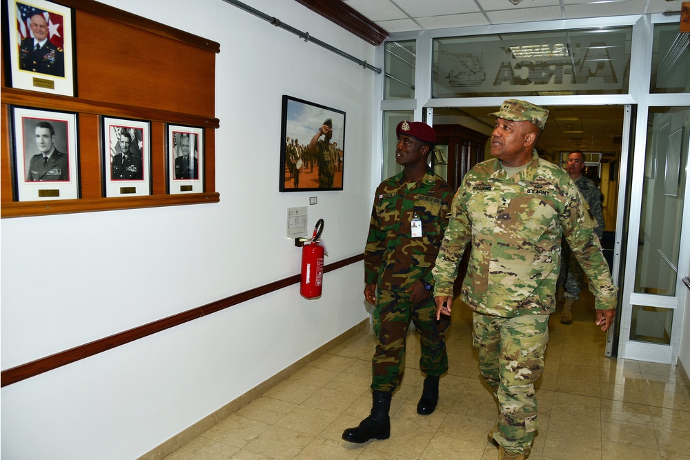 BG Daniel Dee Ziankahn Chief of Staff Armed Forces of Liberia visited Caserma Ederle, Vicenza, Italy