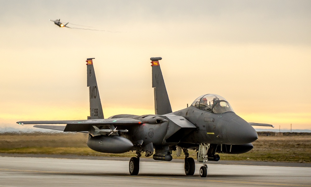 The Perfect Storm - ‘Thunder’ and ‘Lightning’ strike during joint aerial tests
