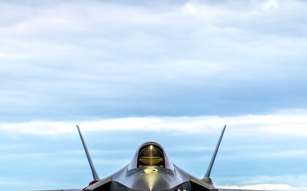 The Perfect Storm - ‘Thunder’ and ‘Lightning’ strike during joint aerial tests