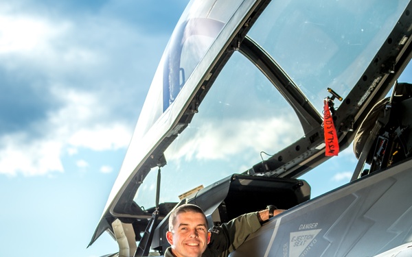 The Perfect Storm - ‘Thunder’ and ‘Lightning’ strike during joint aerial tests