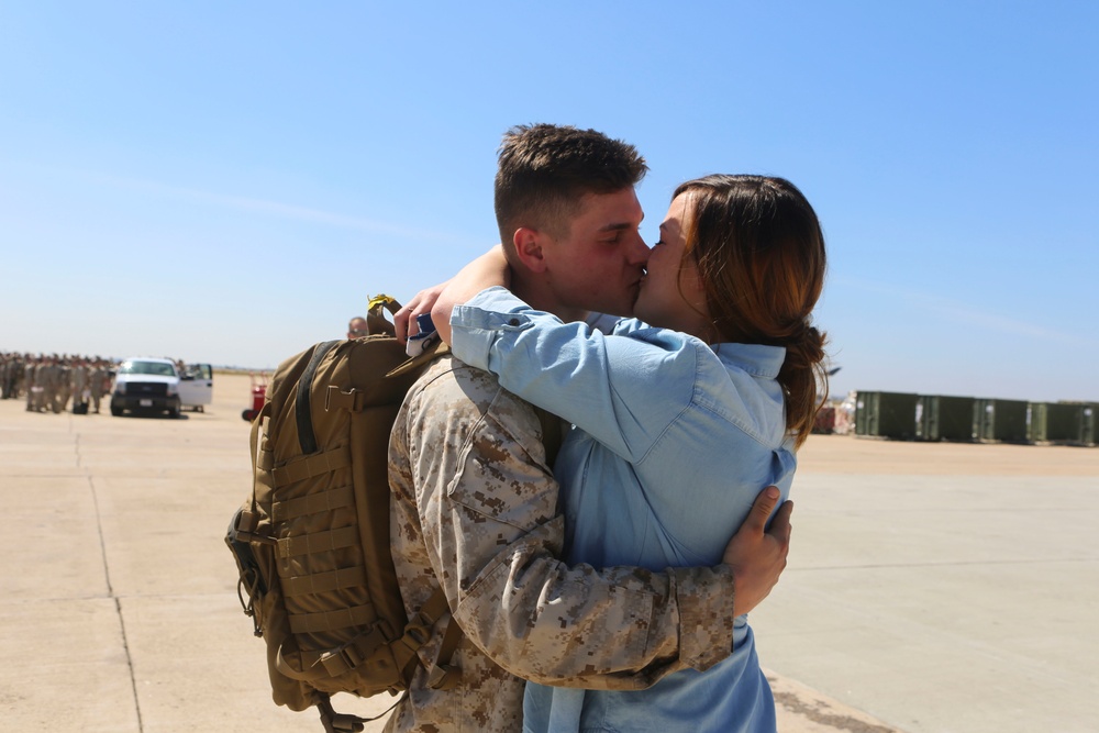 Service members with MWSS-372, VMM-363, MALS-16 return home