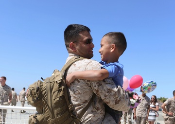Service members with MWSS-372, VMM-363, MALS-16 return home