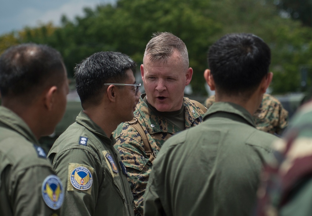 HIMARS KC-130 loading during Balikatan 16