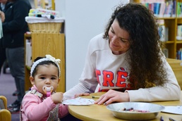 Base library offers children services