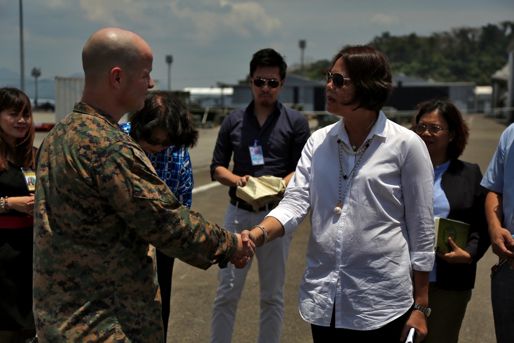 USAID turnsover HA/DR equipment to Philippine Department of Health
