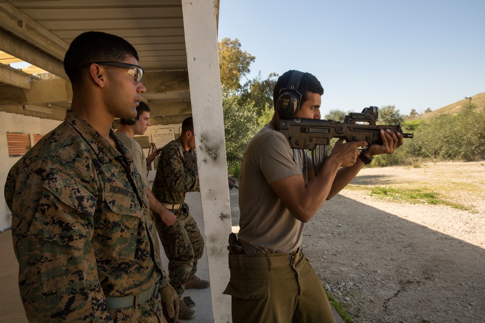 Juniper Cobra- IDF weapons shoot