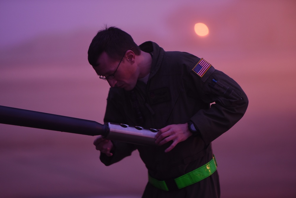 1 SOG continues inspections through fog