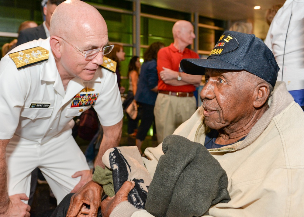 SOUTHCOM Leadership Greets Honor Flight Veterans