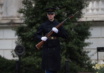 Inclimate Weather at the Tomb of the Unknown Soldier