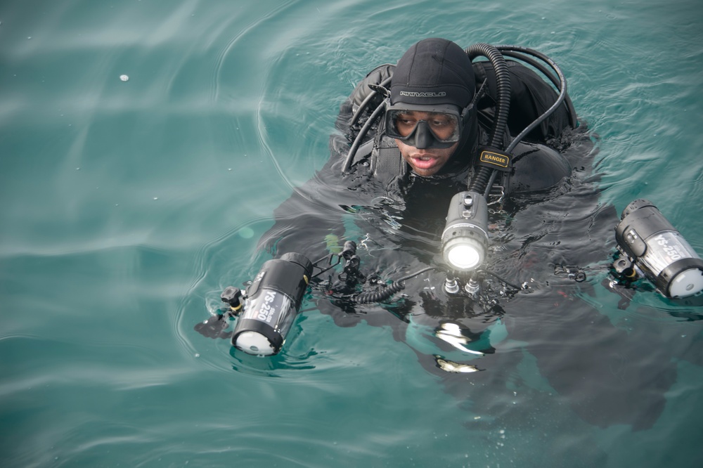 DVIDS Images Underwater Photography Training