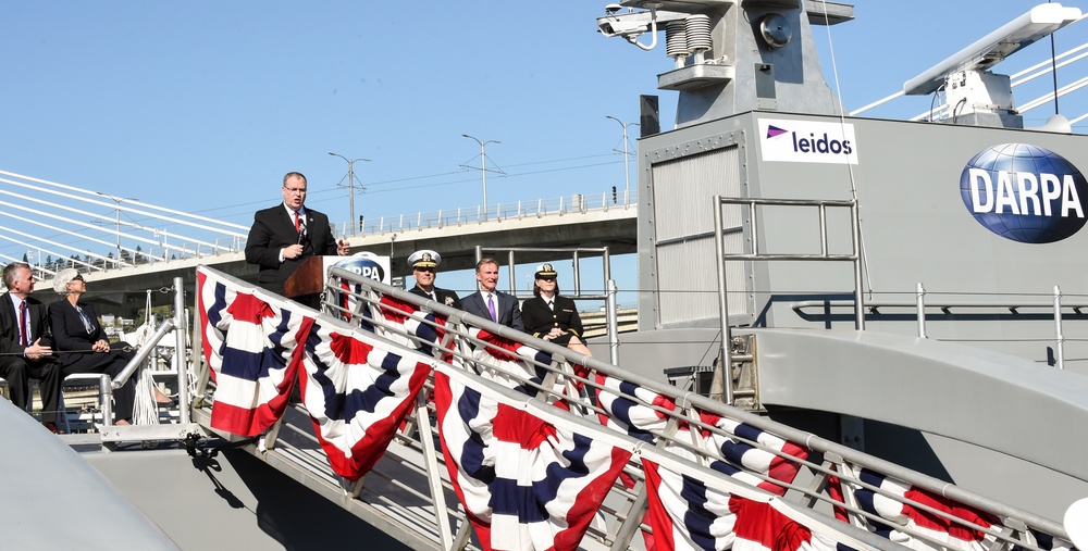 DSD deliver's remarks during DARPA christening ceremony.