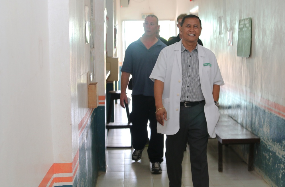 CJCMOTF Civil Affairs teams visit Mambusao Hospital during Balikatan 2016