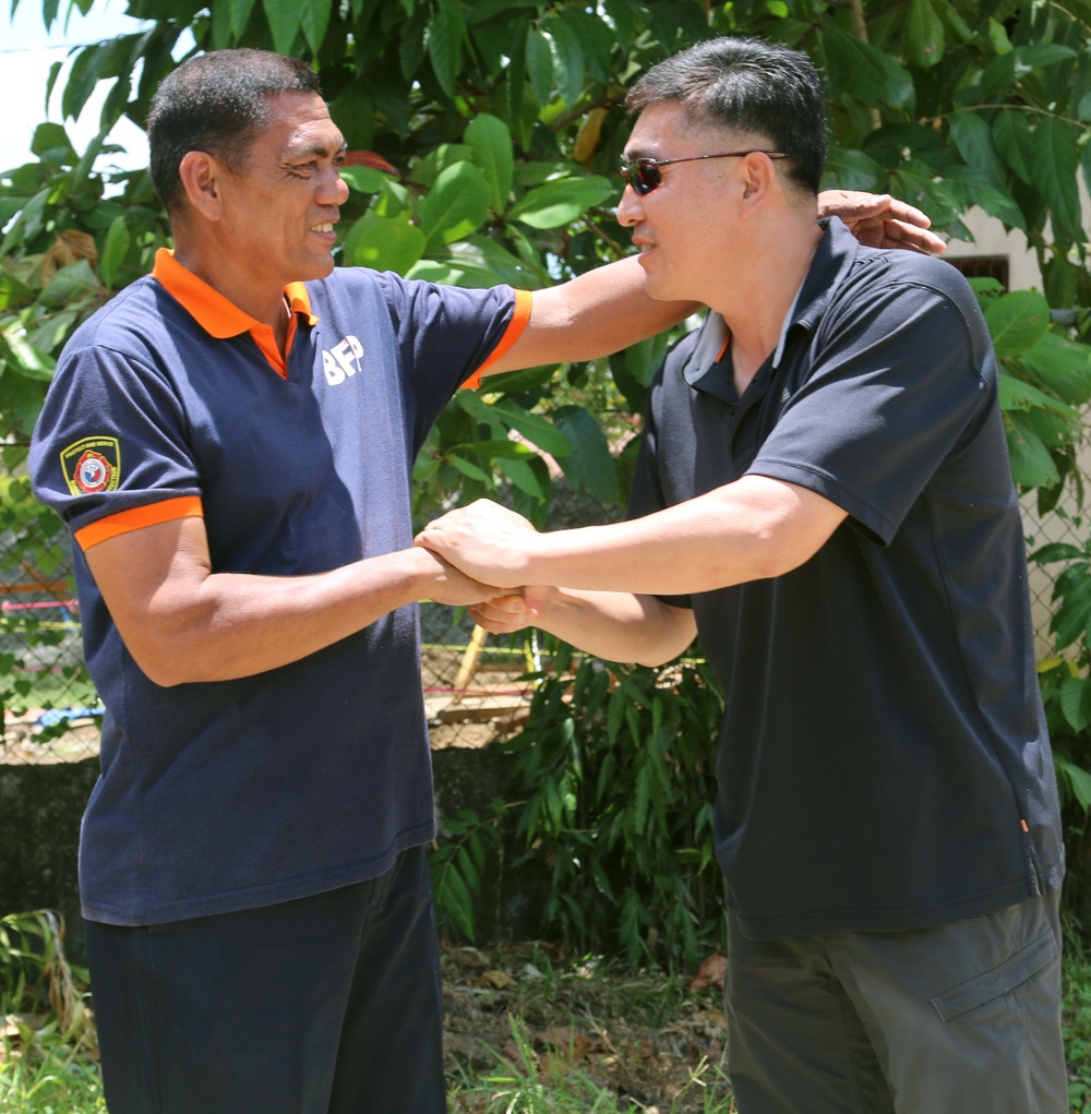 CJCMOTF Civil Affairs teams visit MFS during Balikatan 2016