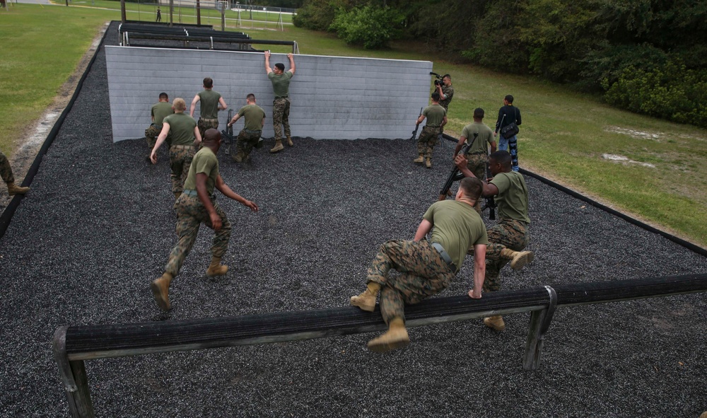 Headquarters and Headquarters Squadron