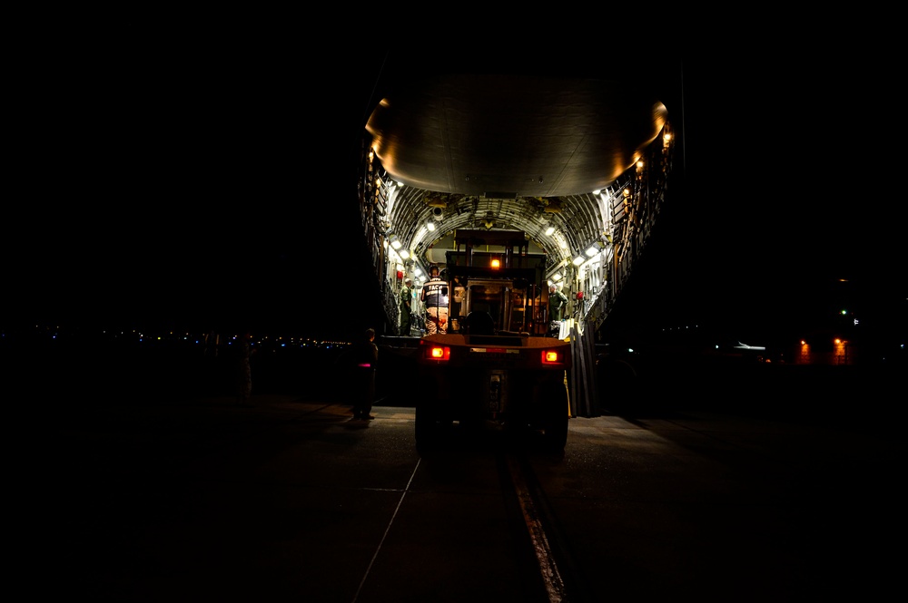 U.S. Airmen support Chilean counterparts at week-long Air and Space trade show