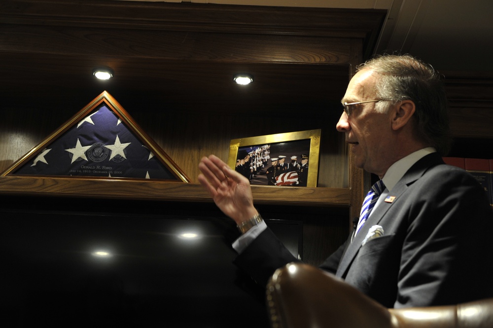 Ship sponsor tours PCU Gerald R. Ford (CVN 78) in-port cabin