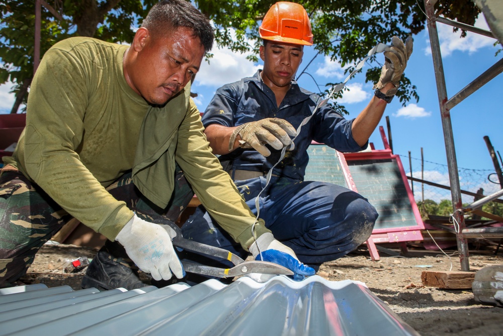 Construction continues at Matangharon Elementary School during Balikatan 2016